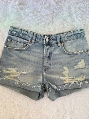 Women’s Distressed Loose Boyfriend Fit Denim Shorts - Light Blue